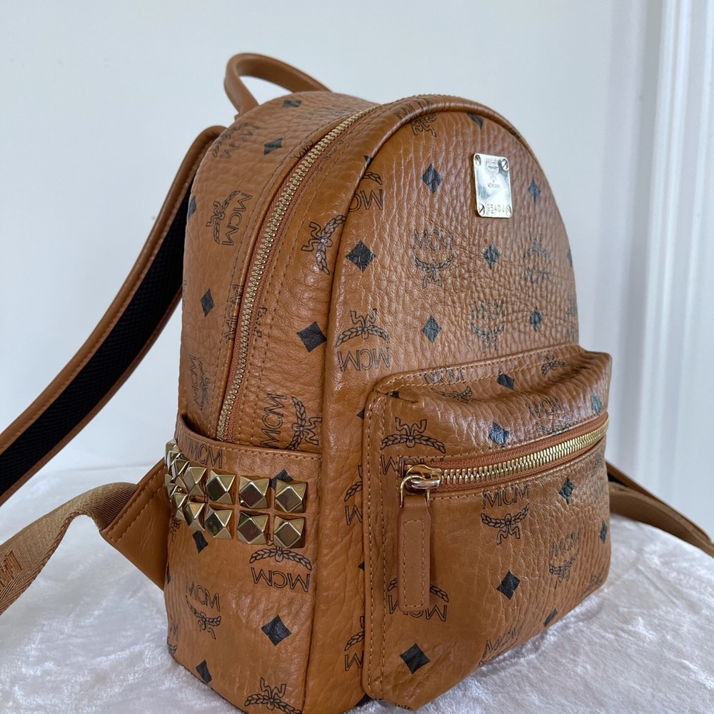 MCM BACKPACK - Picture 5 of 5